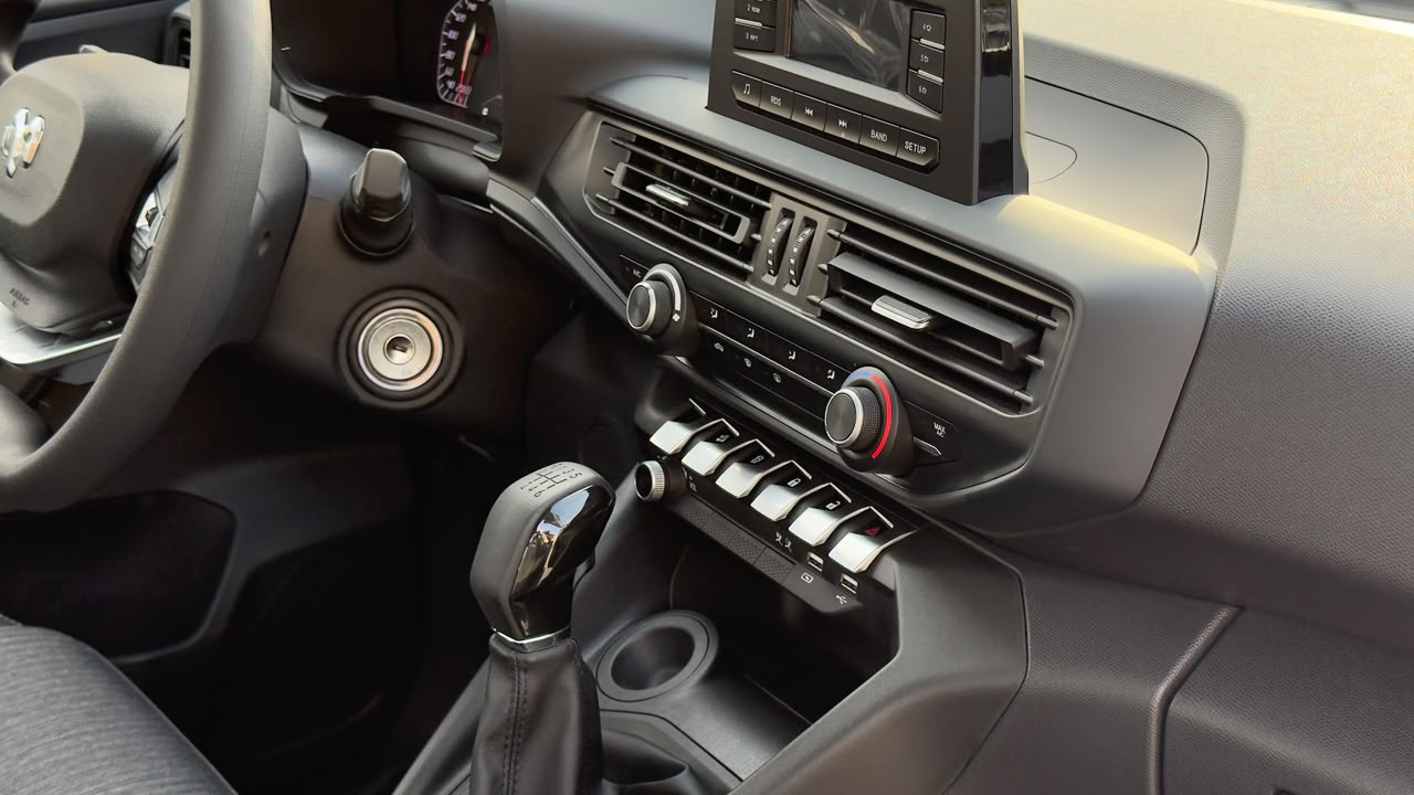 RAM 1200 TRADESMAN 2026