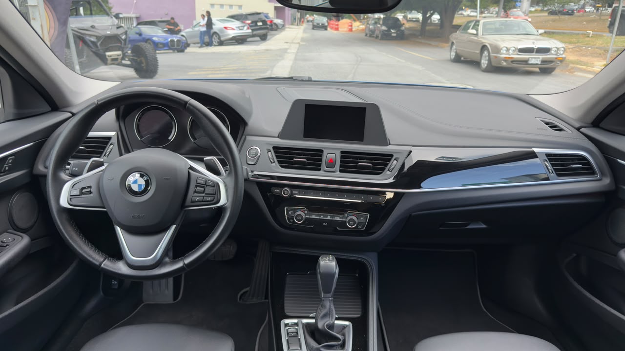 BMW 120IA SPORT LINE 2019