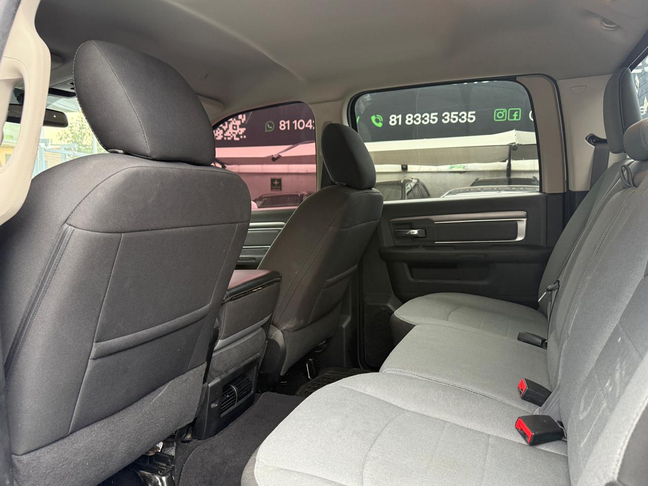 RAM 1500 CREW CAB HEMI SPORT 4X4