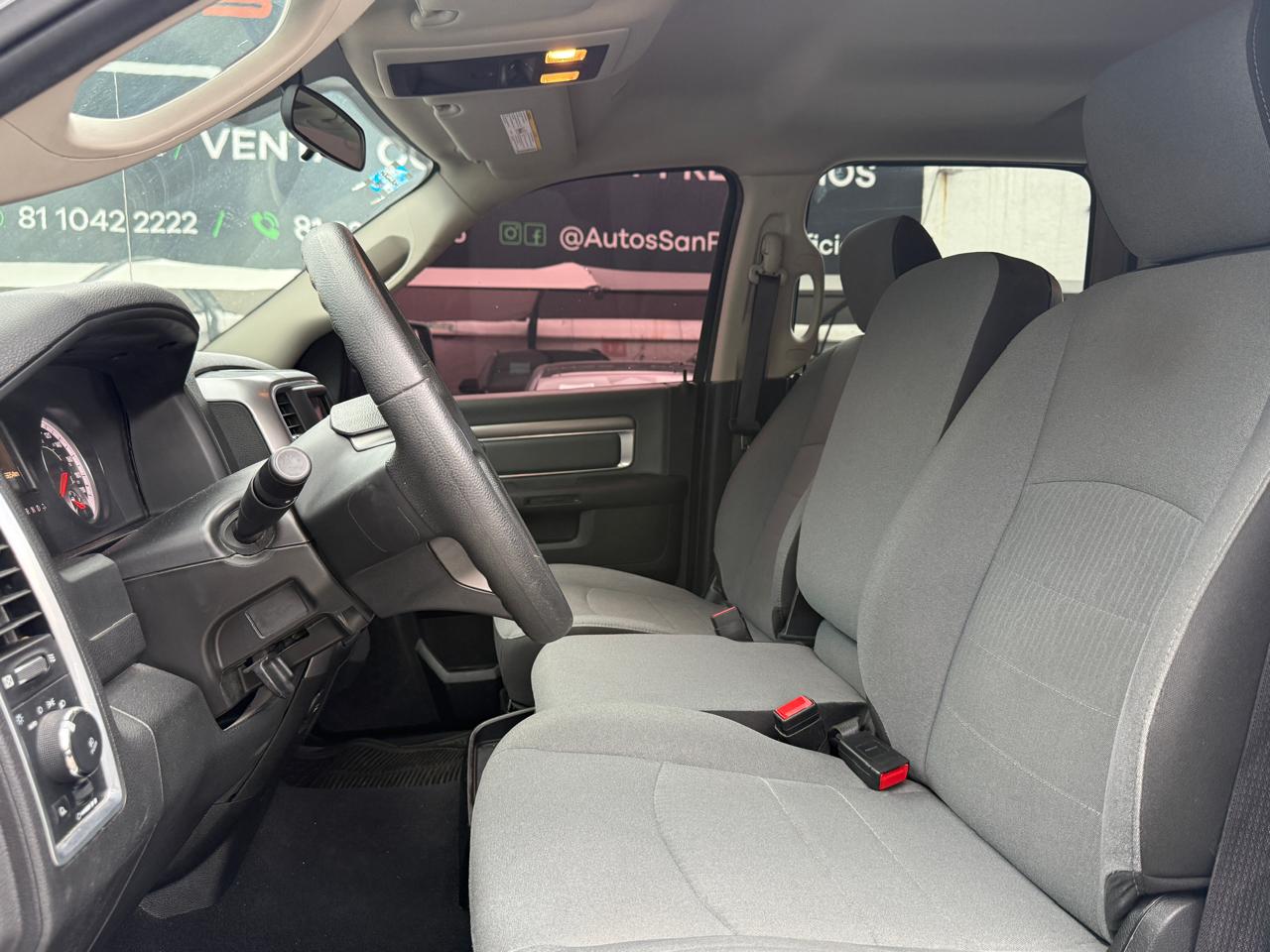 RAM 1500 CREW CAB HEMI SPORT 4X4