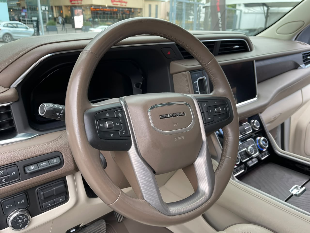 YUKON DENALI