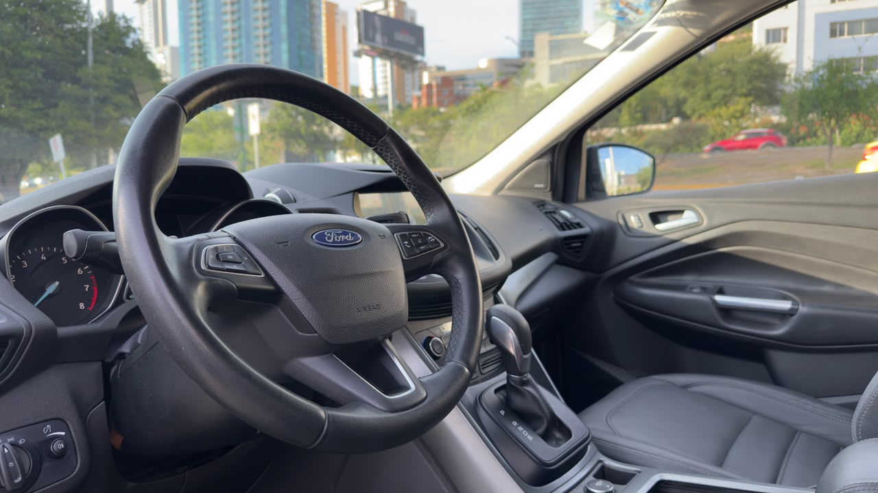 FORD ESCAPE TREND ADVANCE 2017