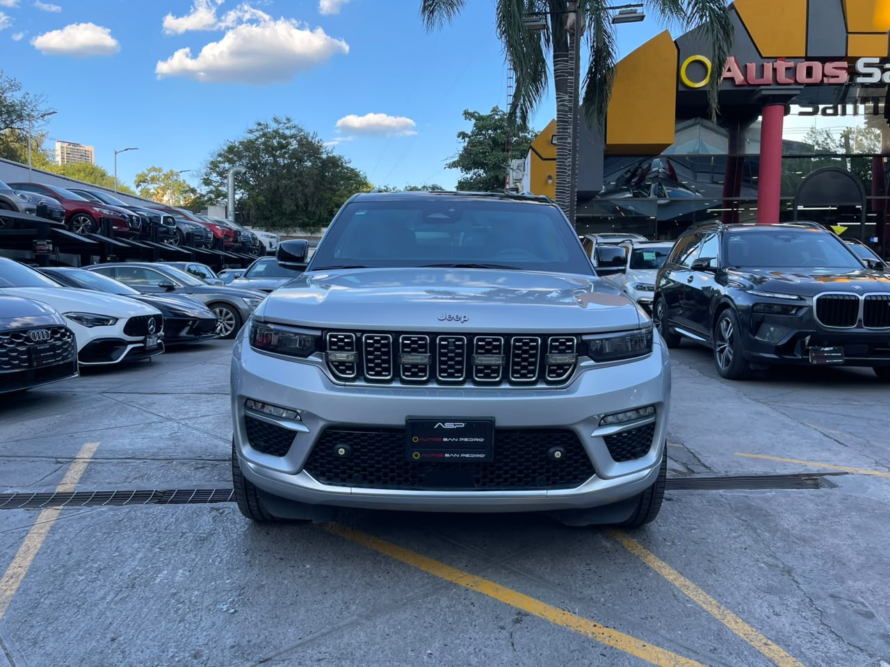 GRAND CHEROKEE SUMMIT RESERVE BLINDAJE NIVEL 5 PLUS