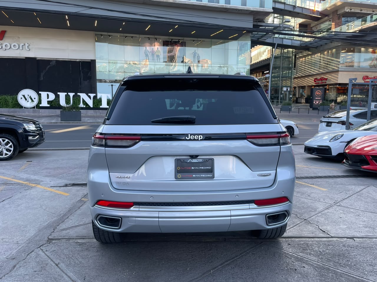 GRAND CHEROKEE SUMMIT RESERVE BLINDAJE NIVEL 5 PLUS