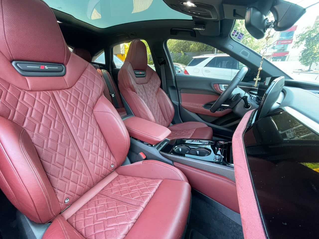 s5 SEDAN TFSI 270KW STRONIC