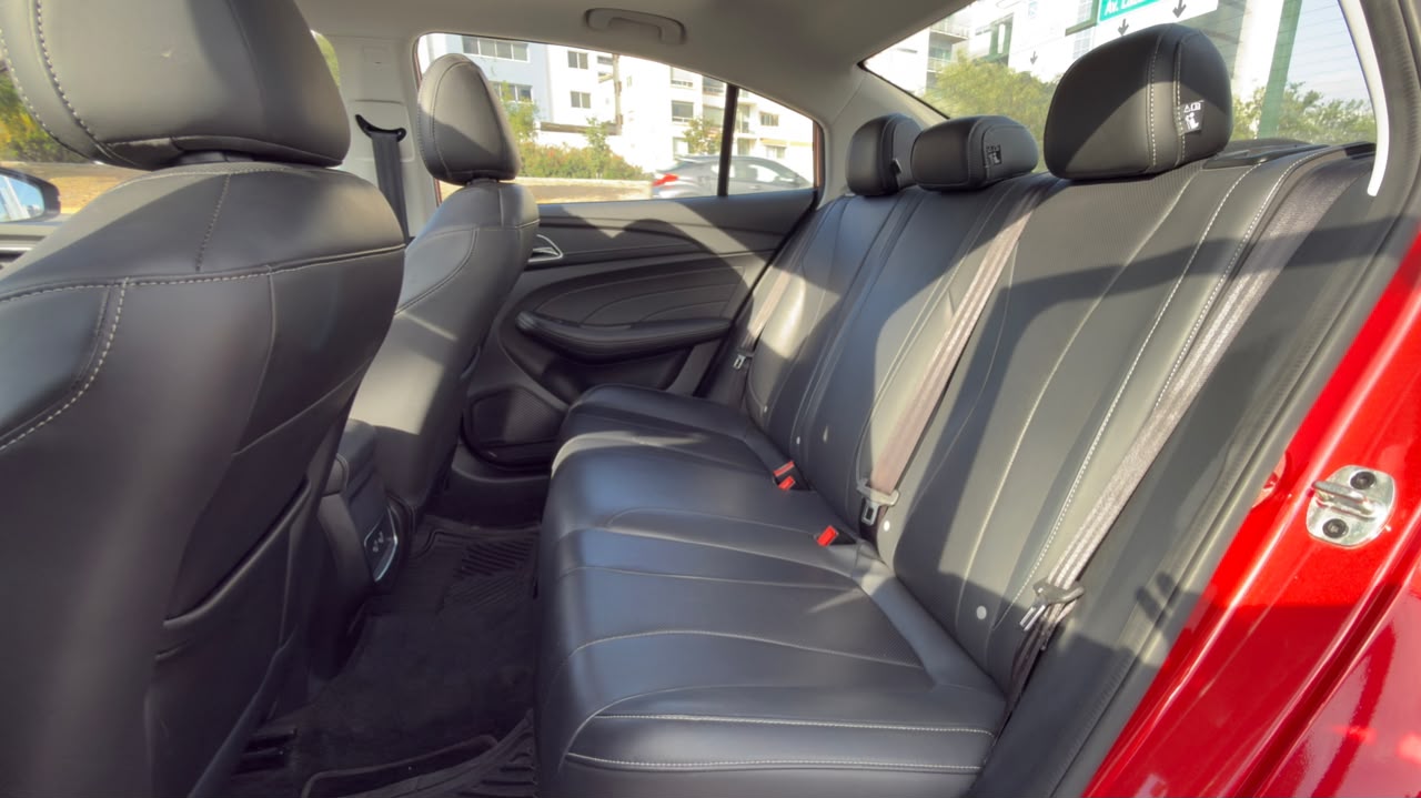 MG MG5 ELEGANCE 2024