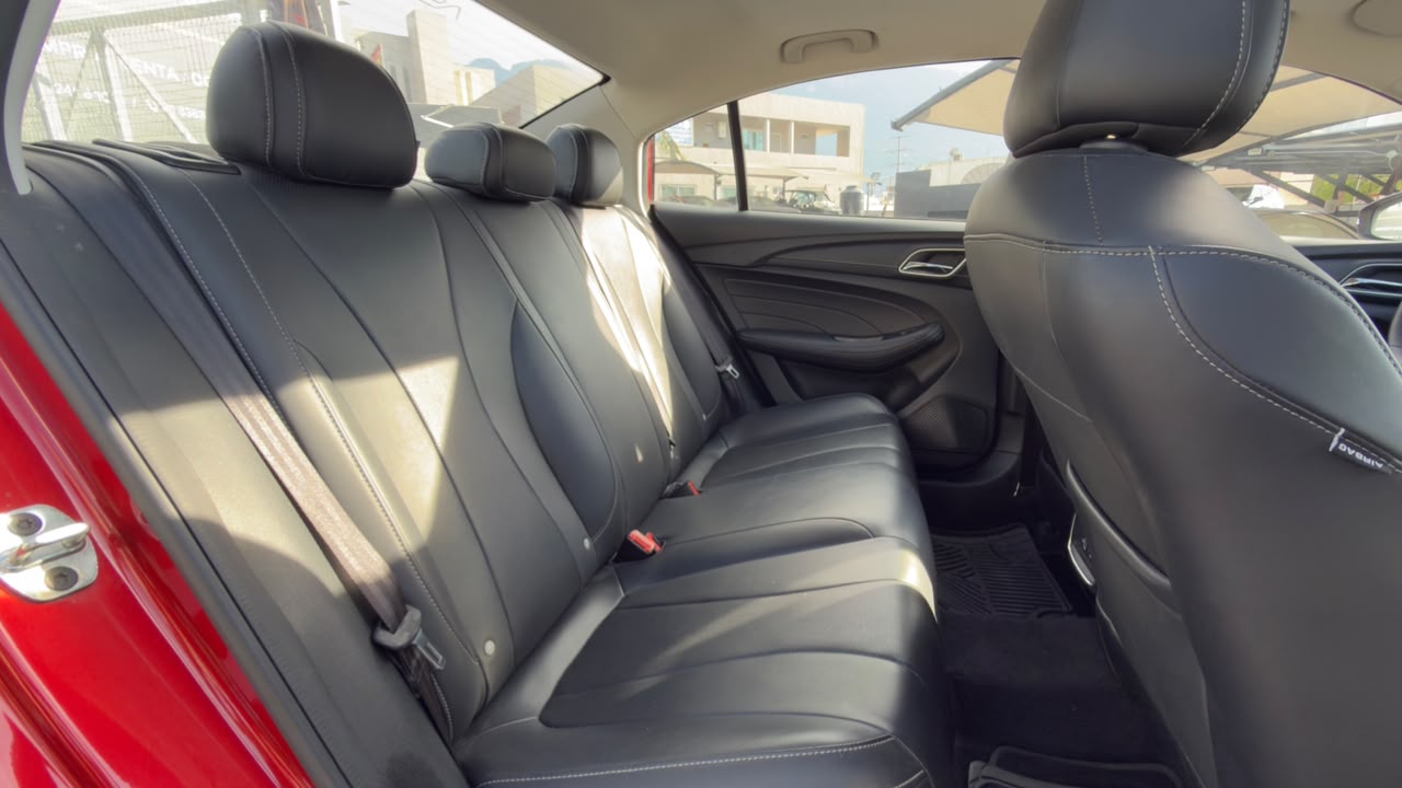 MG MG5 ELEGANCE 2024