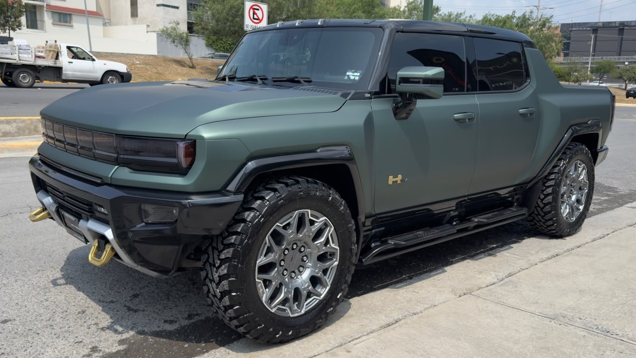 HUMMER EV PICKUP 2025