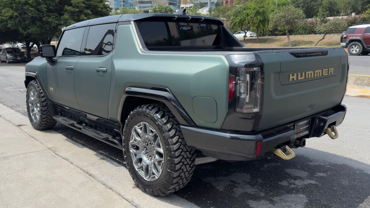 HUMMER EV PICKUP 2025