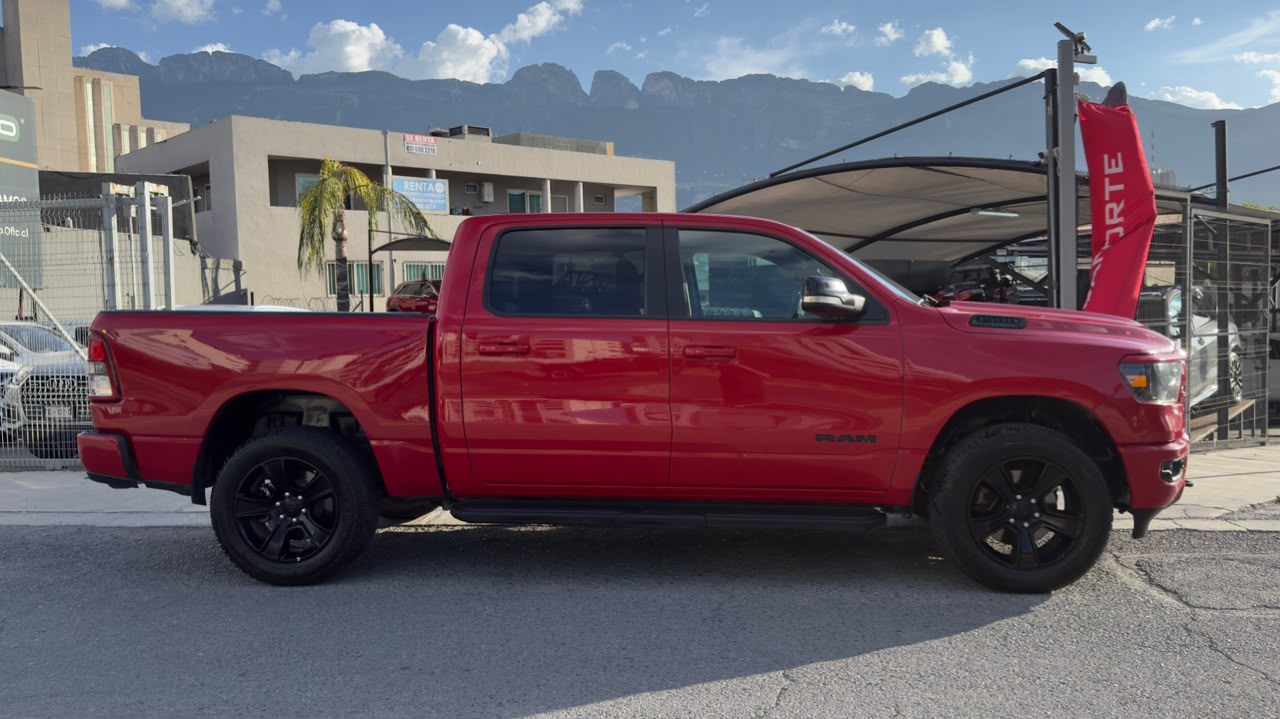 DODGE RAM BIGHORN 1500 V8 MILD HYBRID 2022