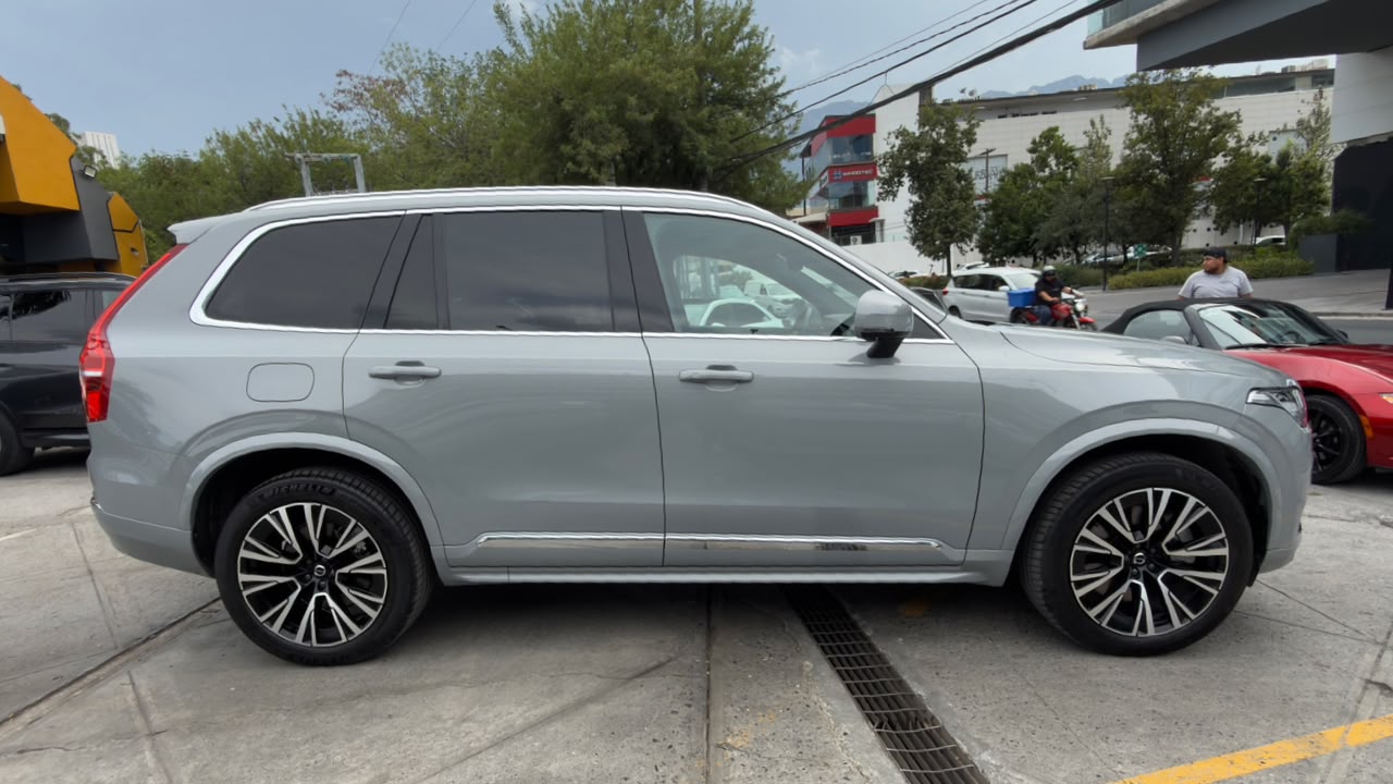VOLVO XC90 RECHARGE PLUS PHEV 2025