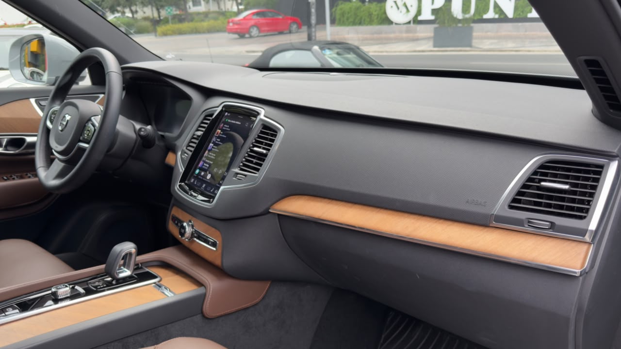 VOLVO XC90 RECHARGE PLUS PHEV 2025
