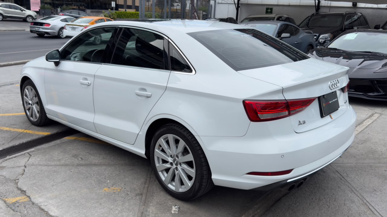 AUDI A3 SELECT 2018