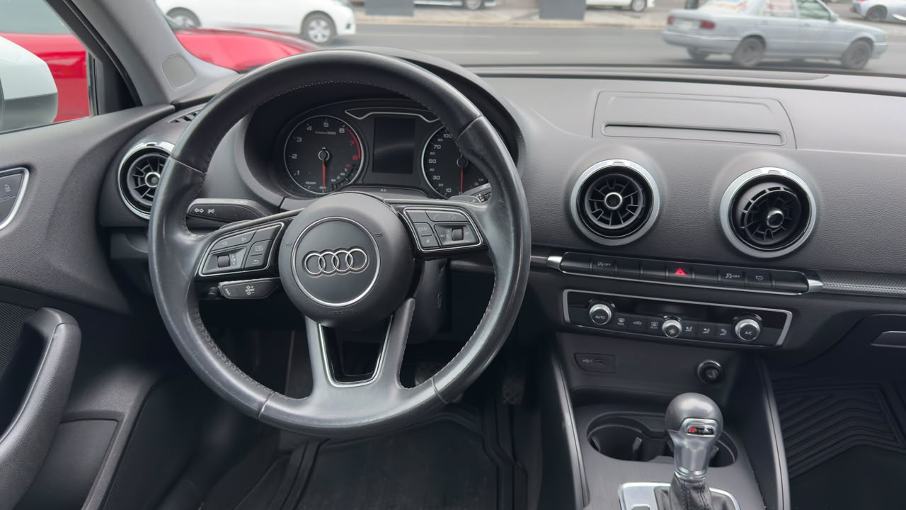 AUDI A3 SELECT 2018