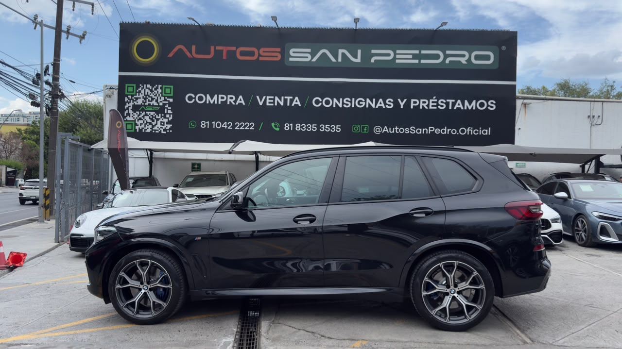 BMW X5 M50 2022