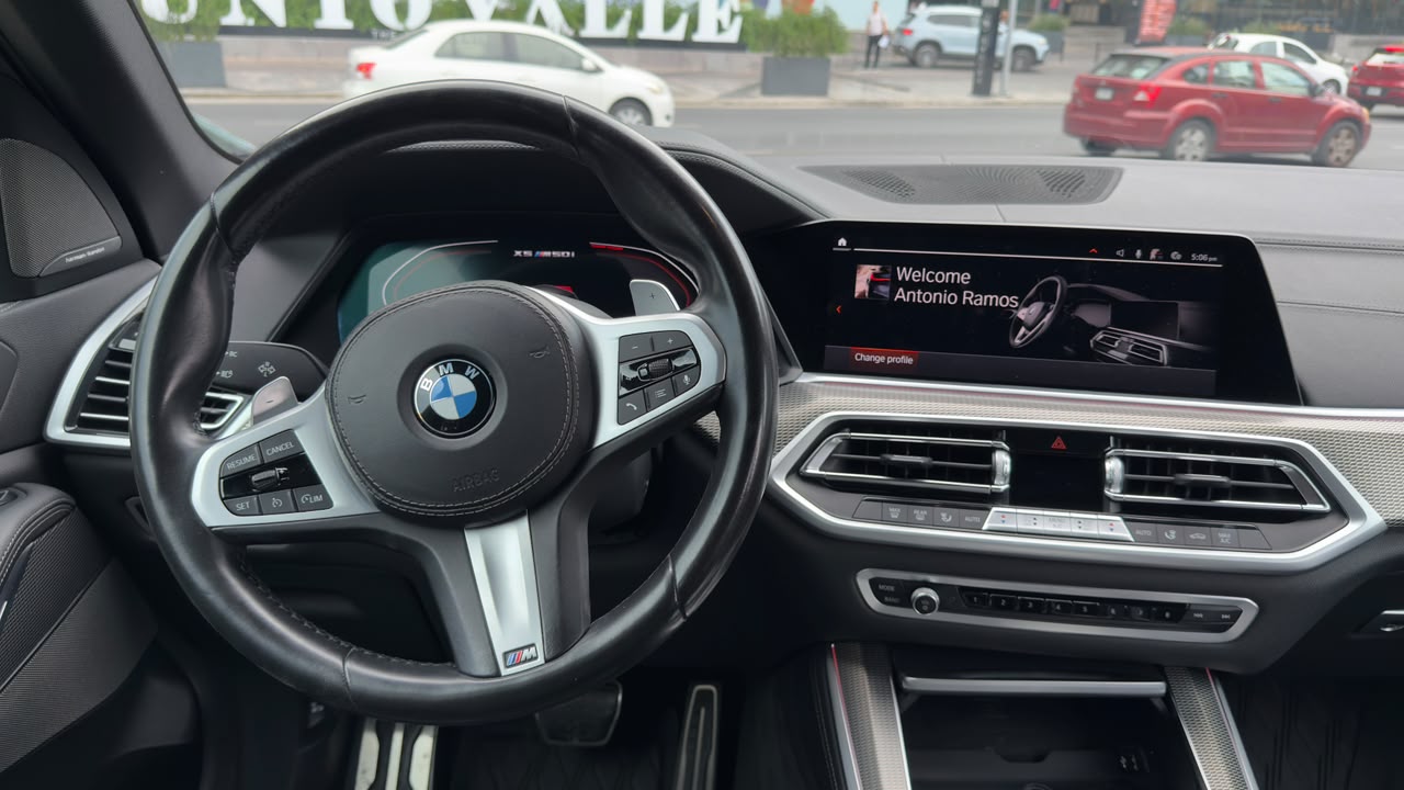 BMW X5 M50 2022
