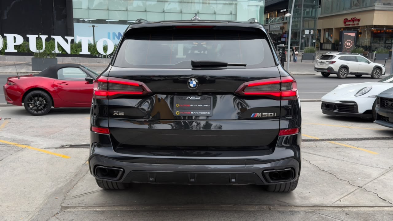BMW X5 M50 2022