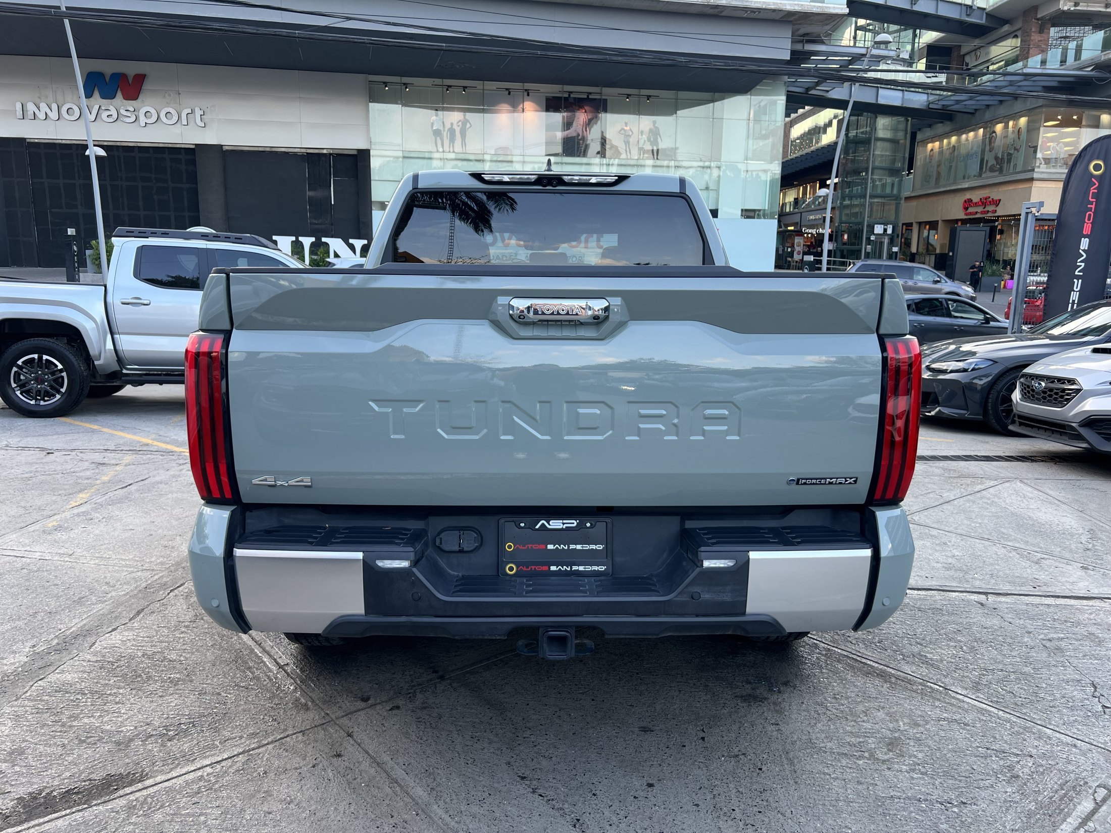 Toyota TUNDRA TRD OFF ROAD HEV 4X4 2025