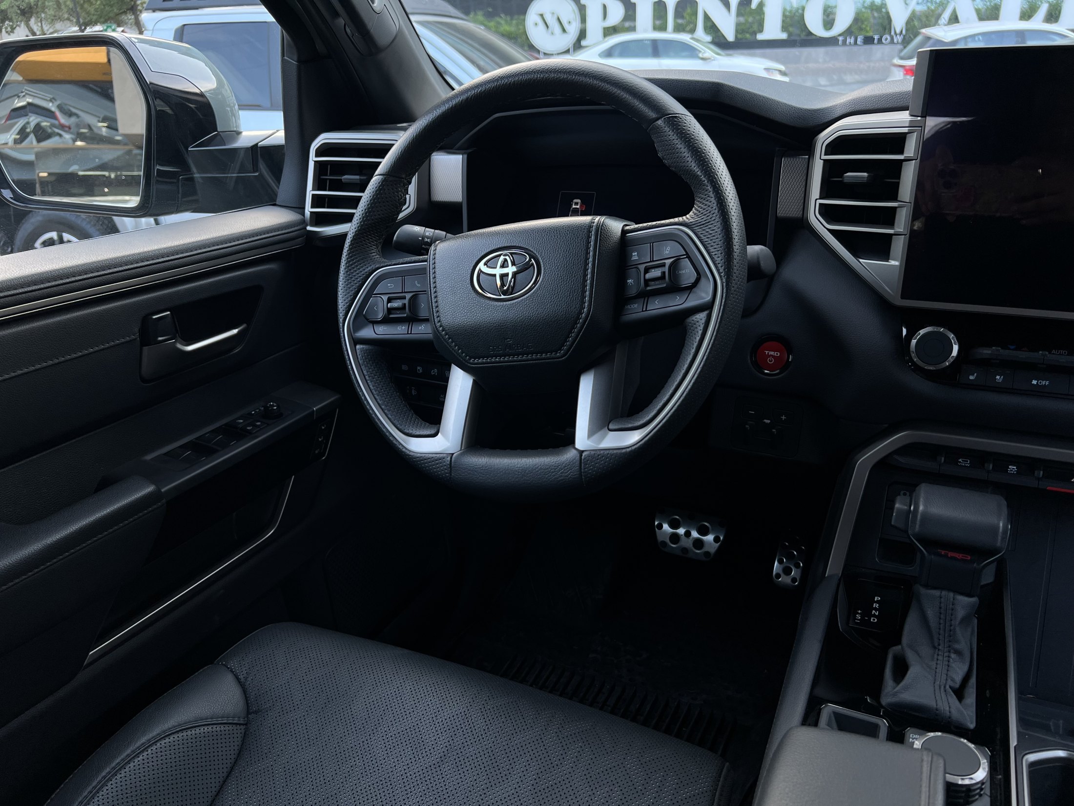 Toyota TUNDRA TRD OFF ROAD HEV 4X4 2025