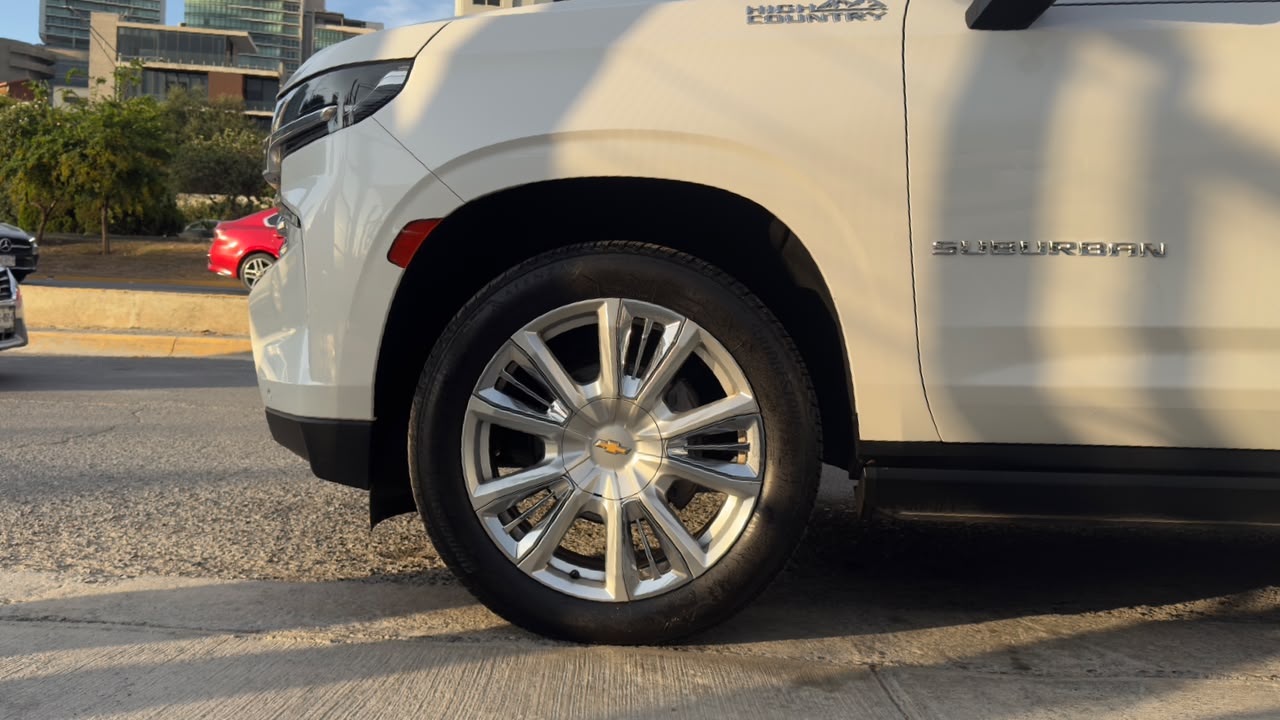 CHEVROLET SUBURBAN HIGH COUNTRY 2022