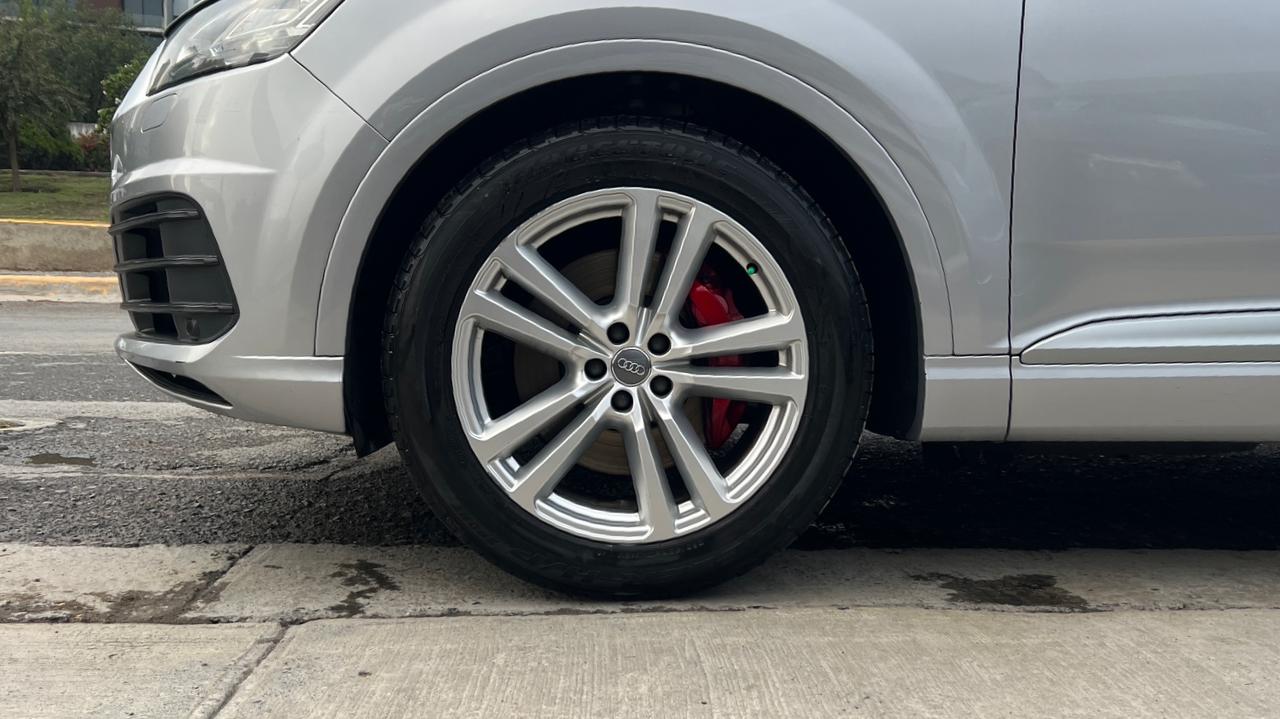 AUDI Q7 S LINE 2017