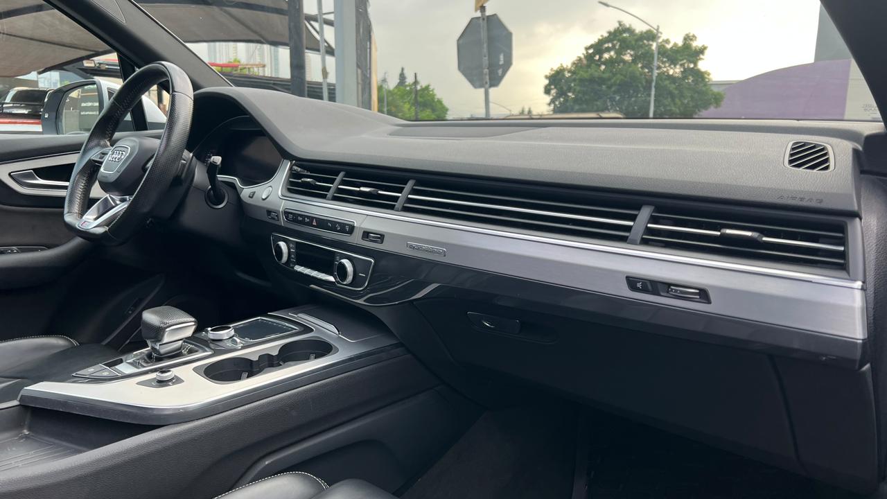 AUDI Q7 S LINE 2017