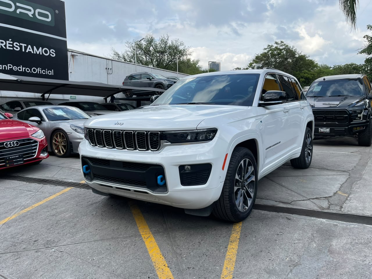 GRAND CHEROKEE OVERLAND I4 PHEV 4XE
