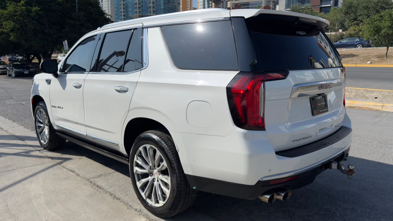GMC YUKON DENALI PAQ A BLINDAJE NIVEL 5 PLUS PROTELIFE 2021
