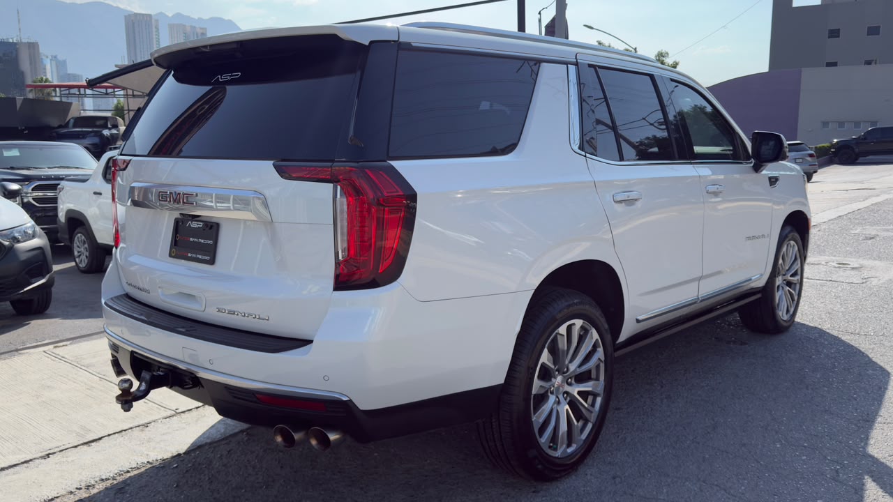 GMC YUKON DENALI PAQ A BLINDAJE NIVEL 5 PLUS PROTELIFE 2021