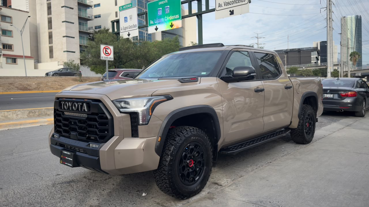 TOYOTA TUNDRA TRD PRO HIBRIDA 2025