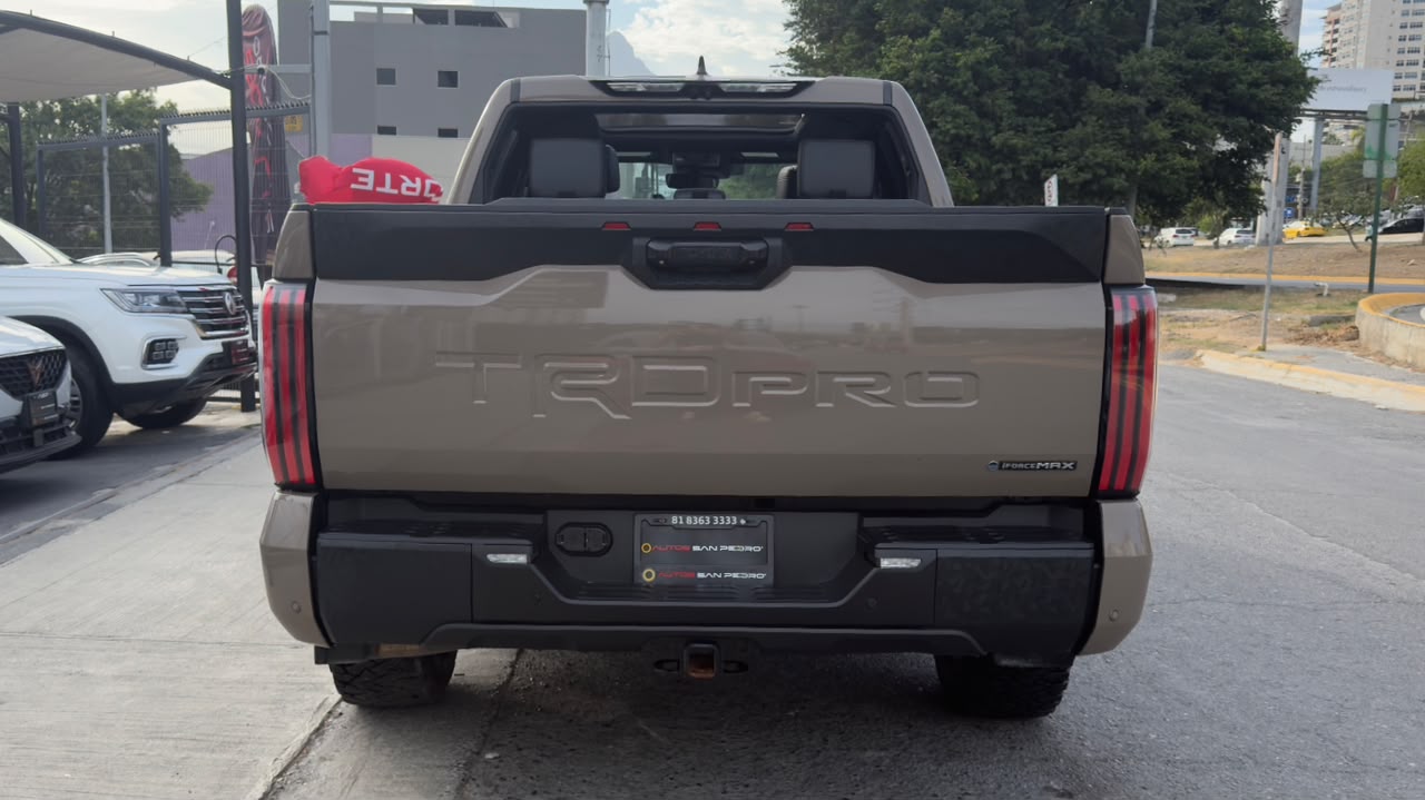 TOYOTA TUNDRA TRD PRO HIBRIDA 2025