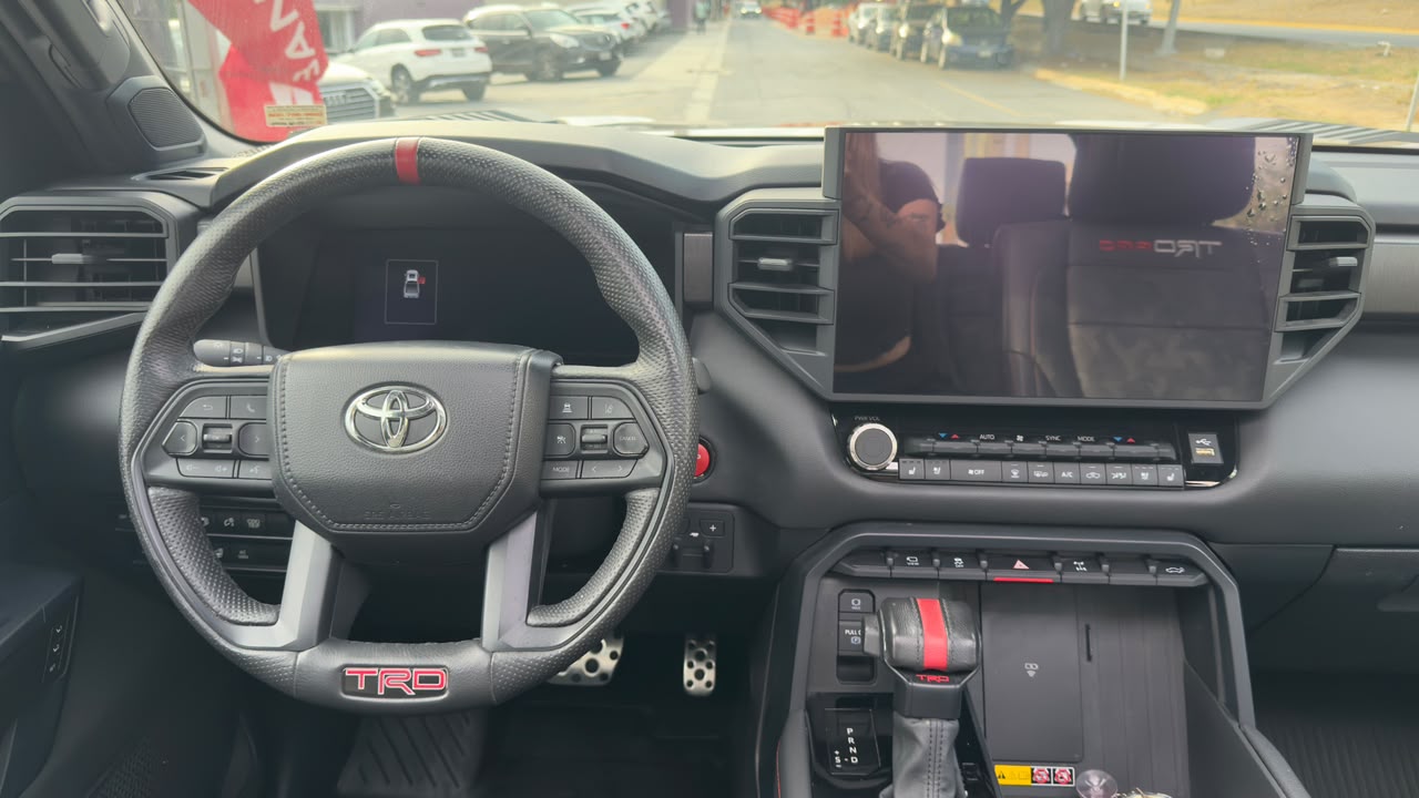 TOYOTA TUNDRA TRD PRO HIBRIDA 2025