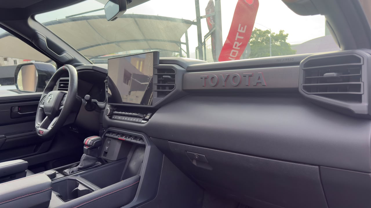 TOYOTA TUNDRA TRD PRO HIBRIDA 2025