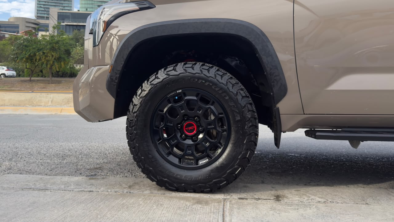 TOYOTA TUNDRA TRD PRO HIBRIDA 2025