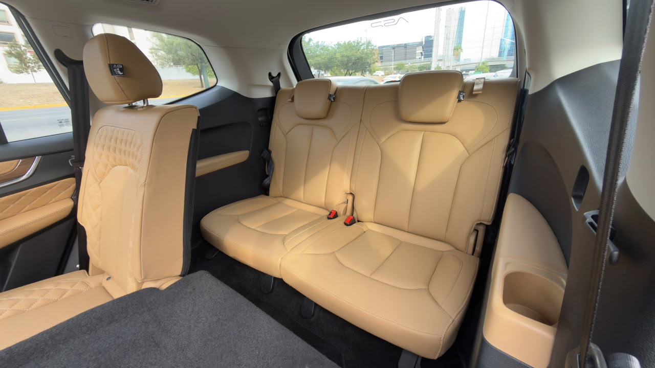 MG RX8 ELEGANCE LUX 2024