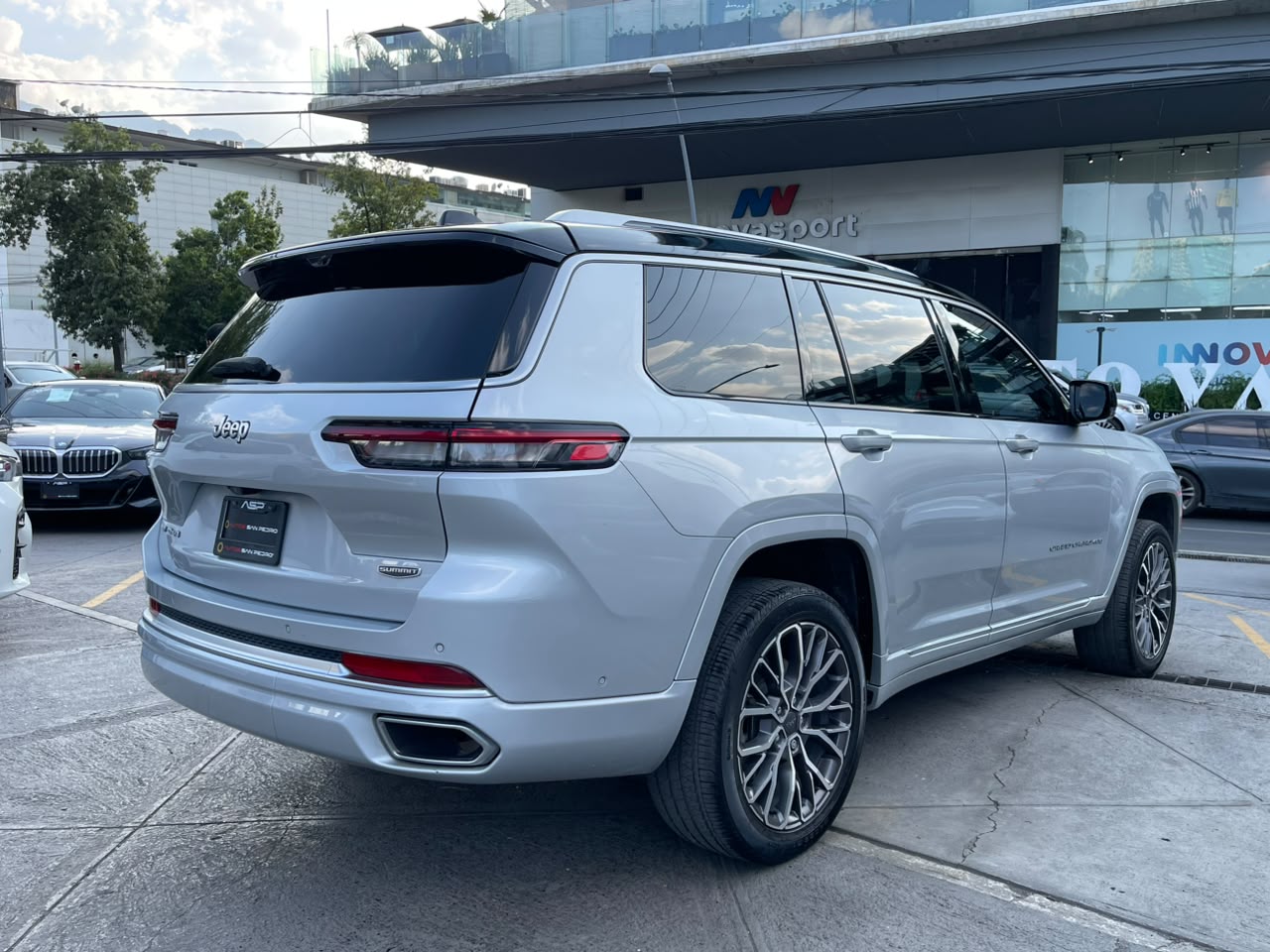 GRAND CHEROKEE L SUMMIT 4X4