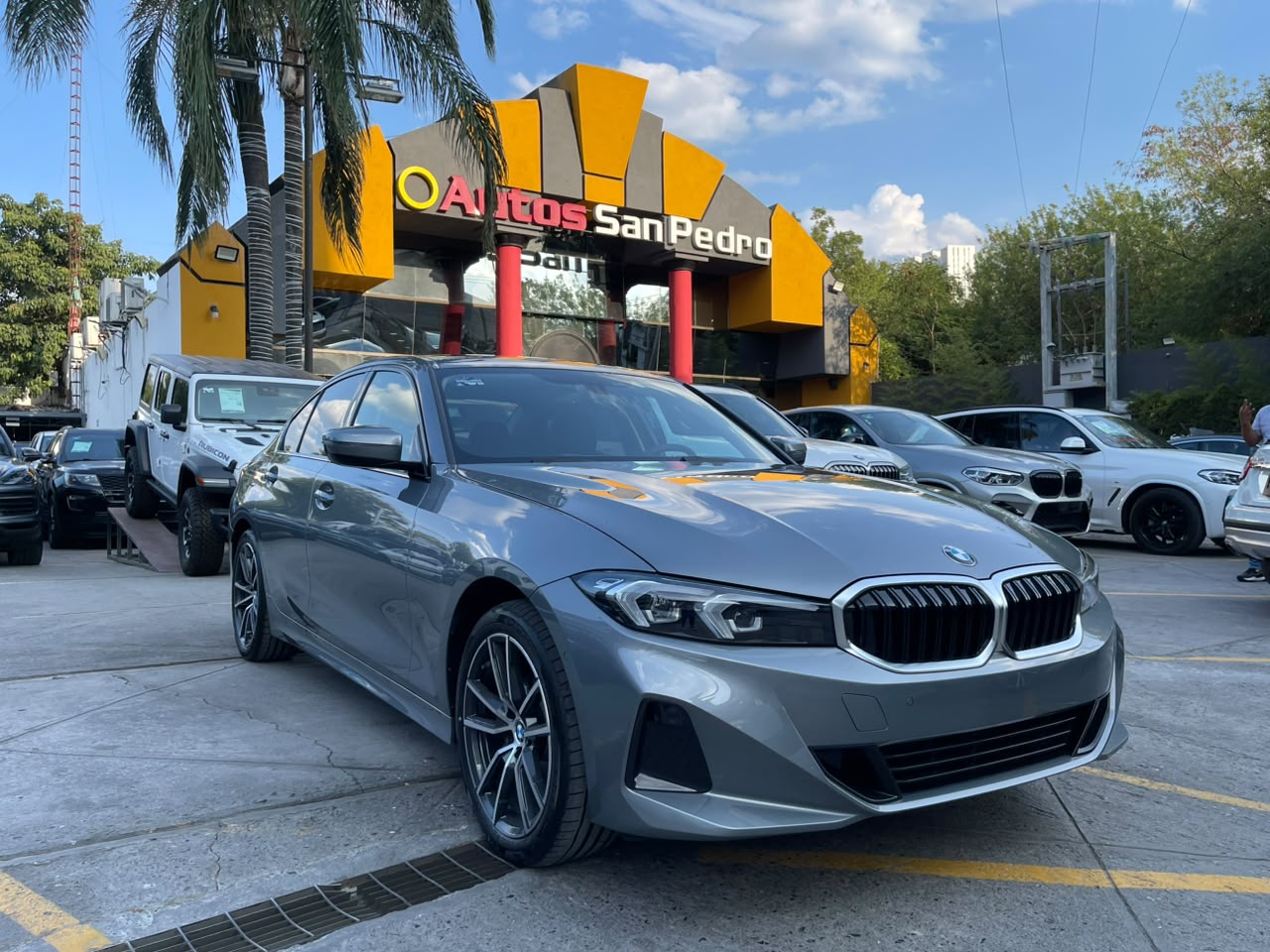 320 i