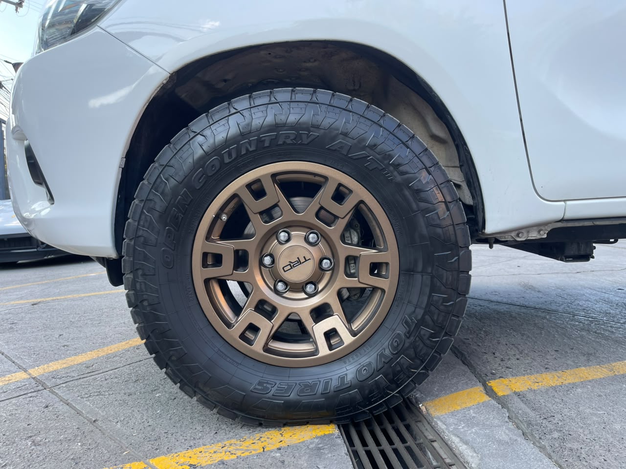 HILUX DIESEL 4X4