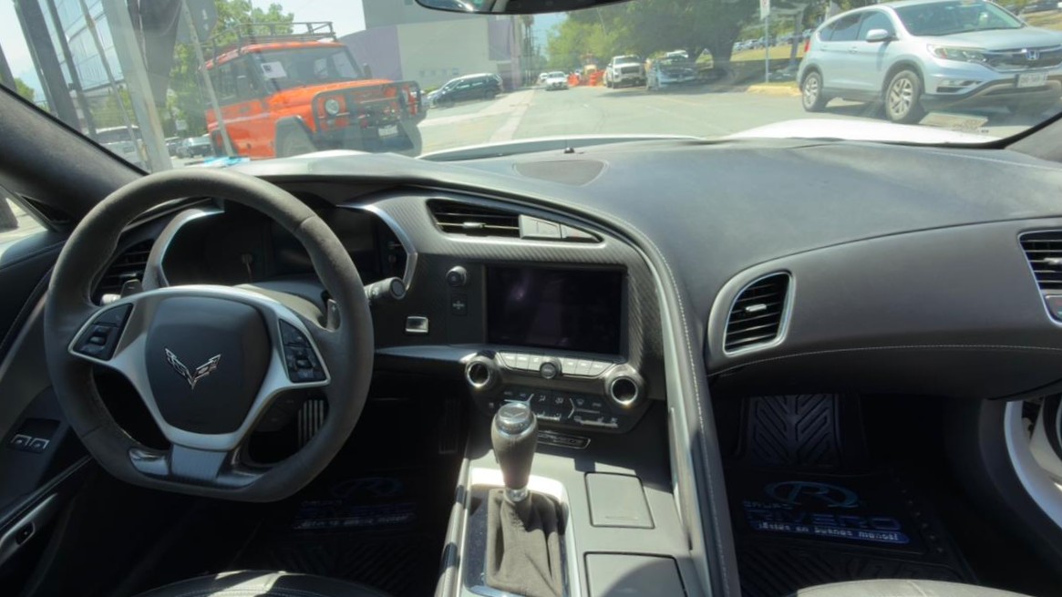 CHEVROLET CORVETTE STINGRAY 2019