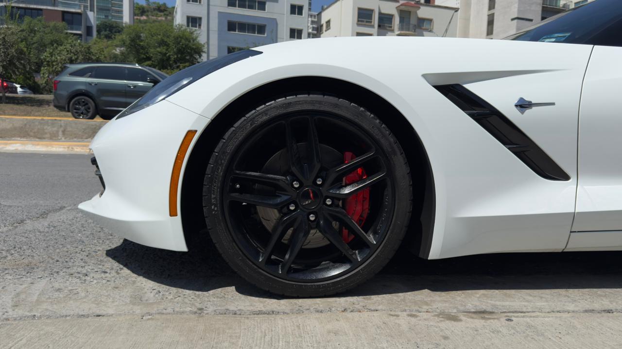 CHEVROLET CORVETTE STINGRAY 2019