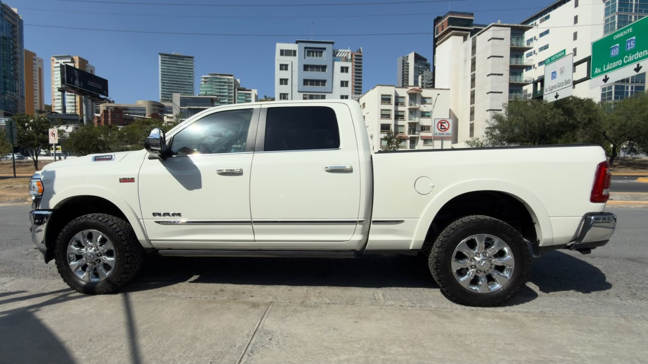 DODGE RAM 2500 HEAVY DUTY LIMITED 4X4 2021