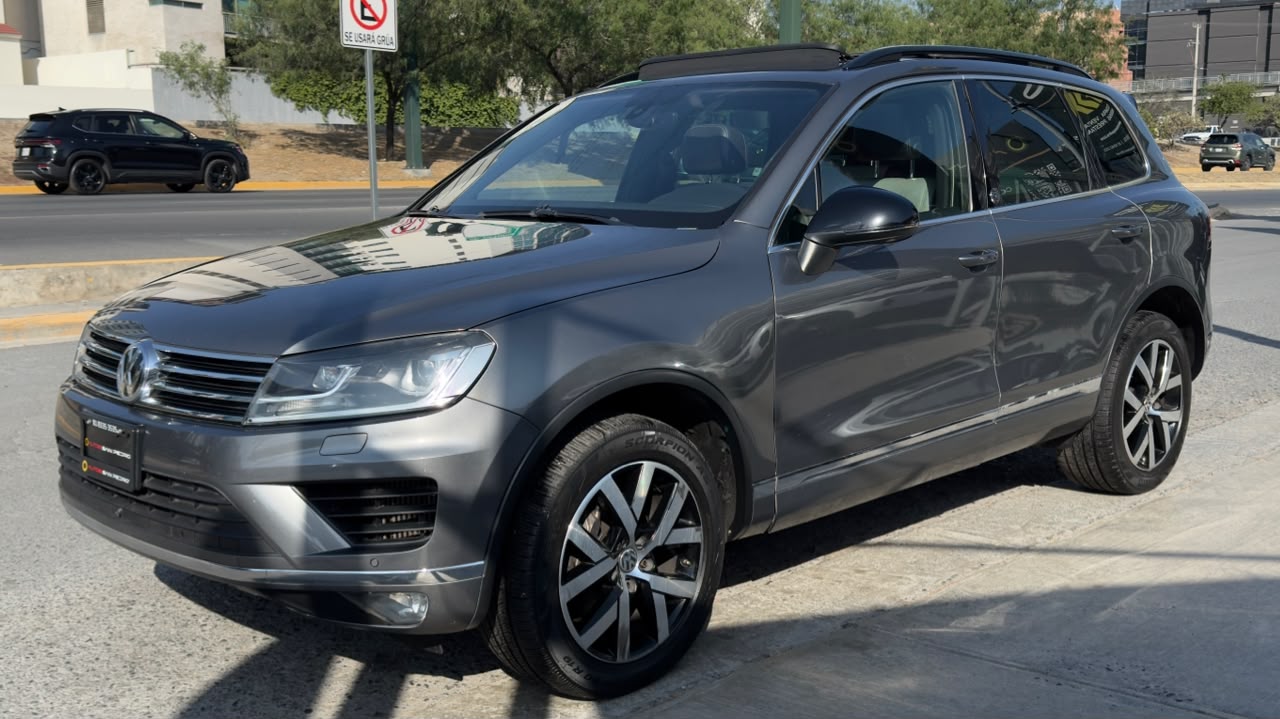 VOLKSWAGEN TOUAREG V6 TDI 2018
