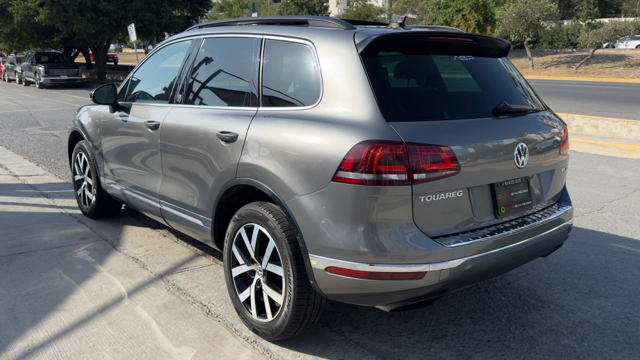 VOLKSWAGEN TOUAREG V6 TDI 2018