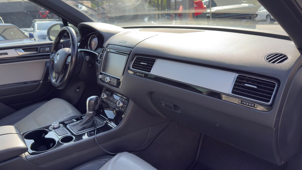 VOLKSWAGEN TOUAREG V6 TDI 2018