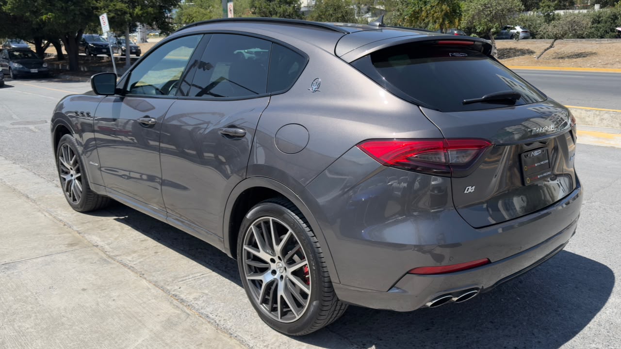 MASERATI LEVANTE 3.0 GRAN LUSSO 2020