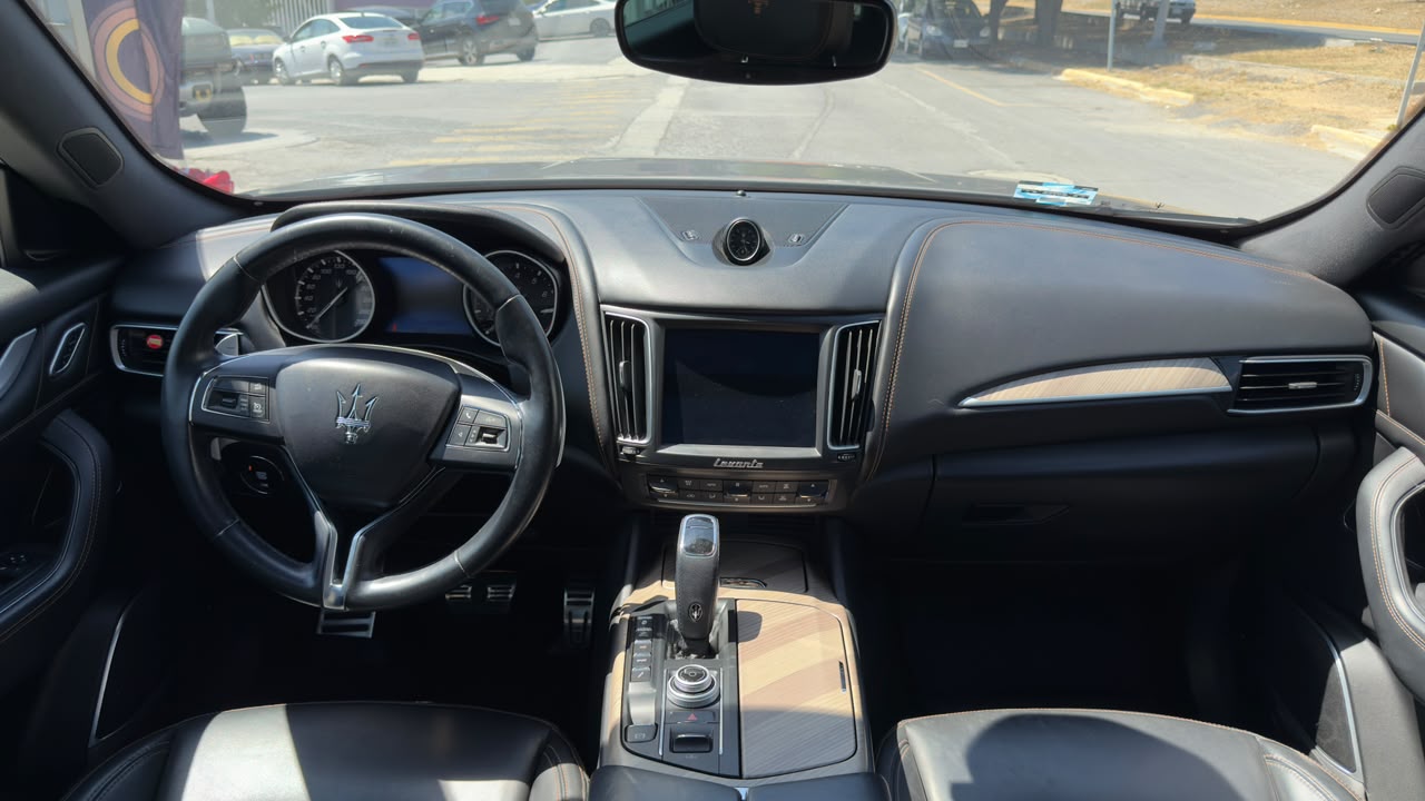 MASERATI LEVANTE 3.0 GRAN LUSSO 2020