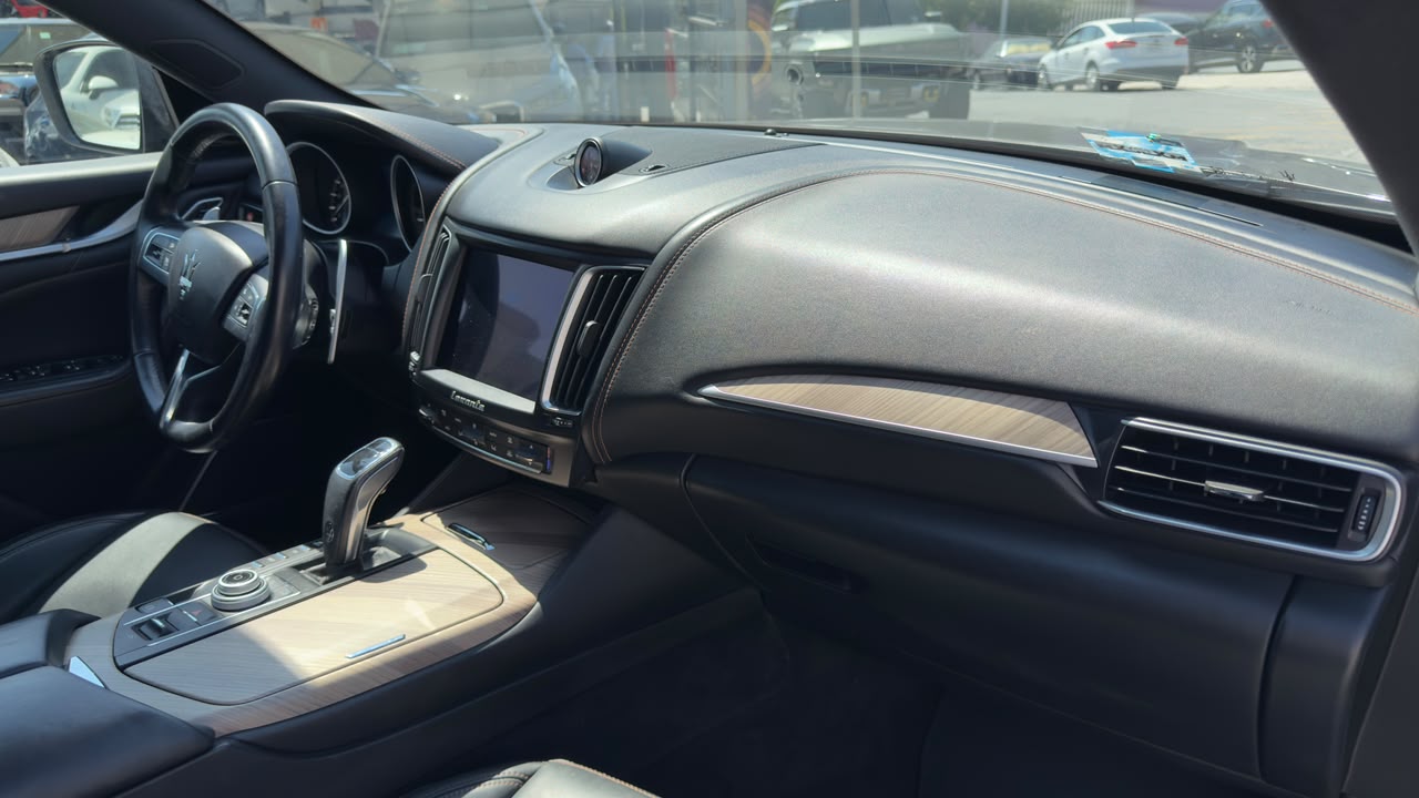 MASERATI LEVANTE 3.0 GRAN LUSSO 2020