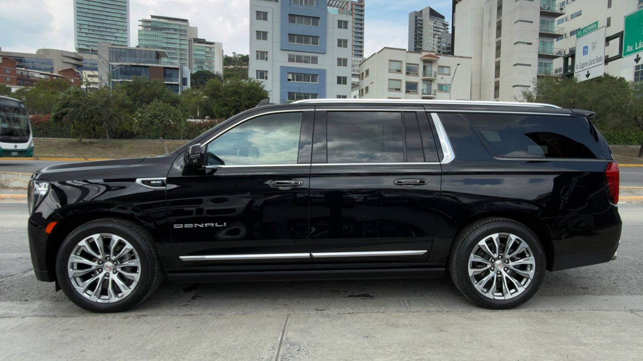 GMC YUKON DENALI XL 2023