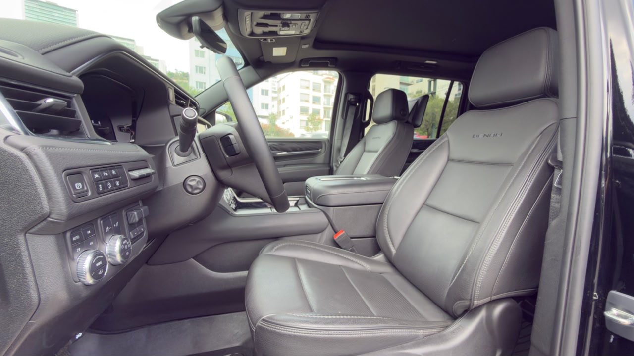 GMC YUKON DENALI XL 2023