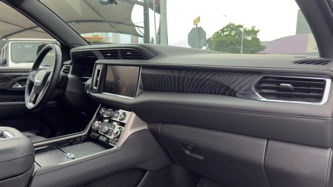 GMC YUKON DENALI XL 2023